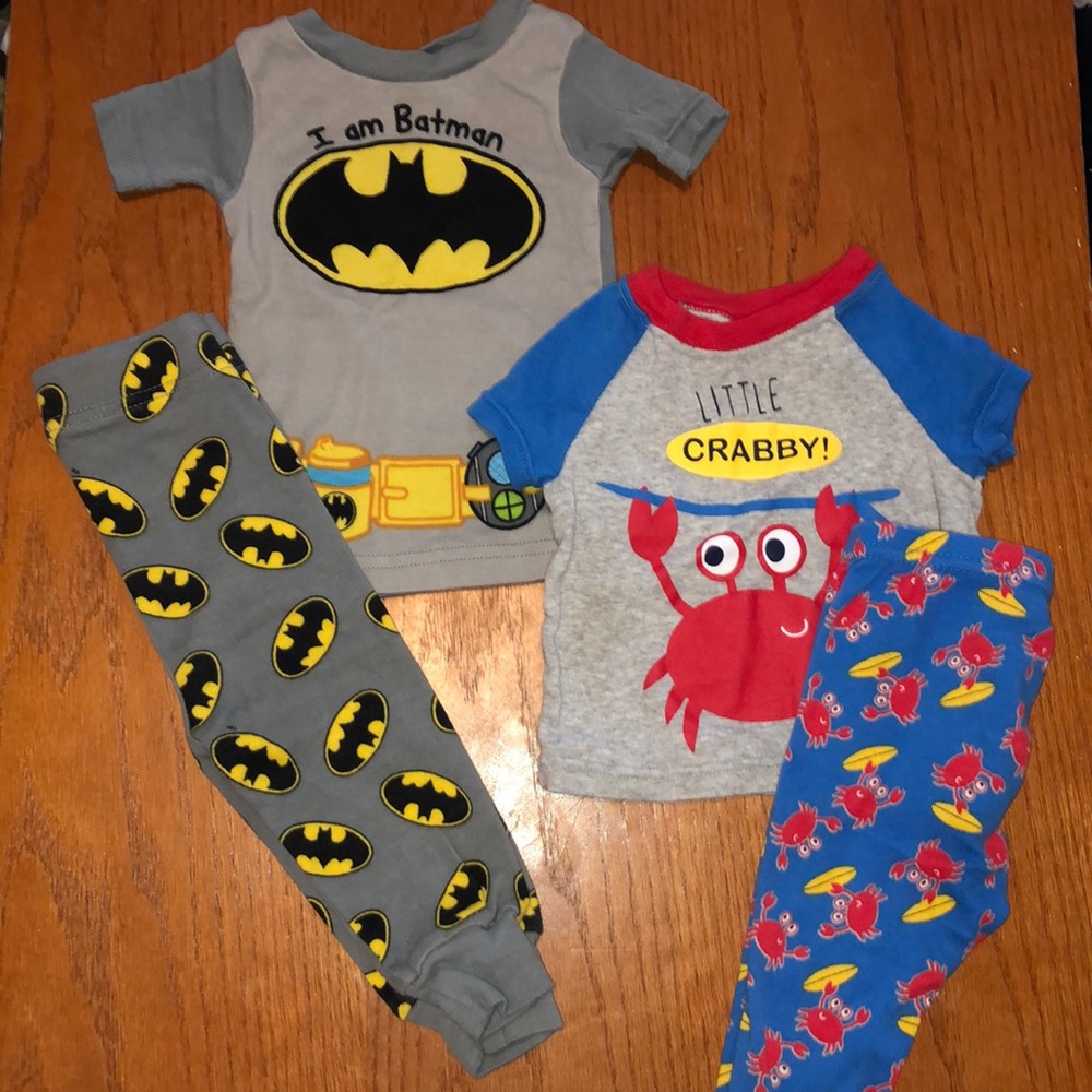 2 sets of 9mo 2-piece pjs